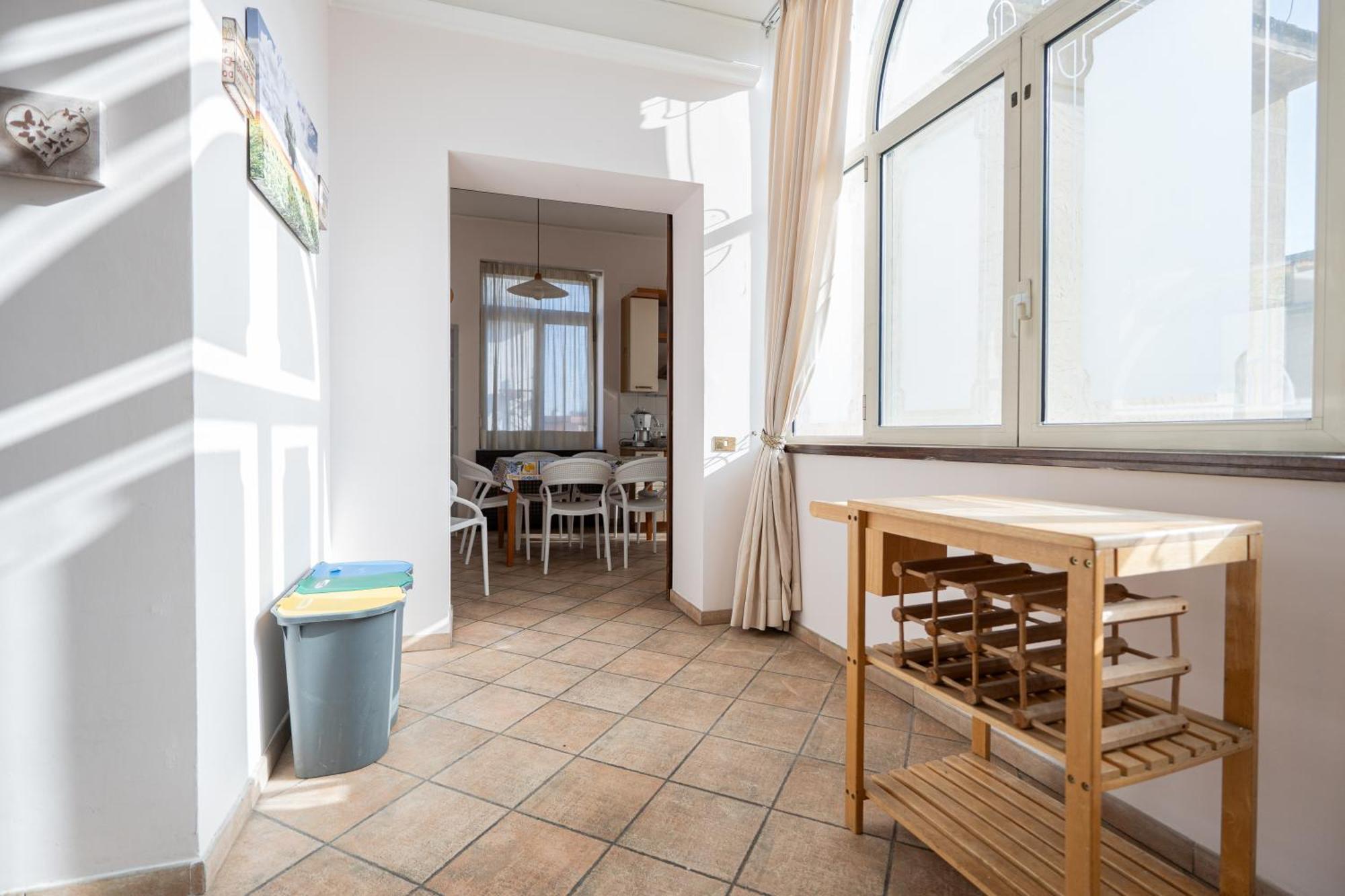 Alessandra- Comfort E Spazio A Naples