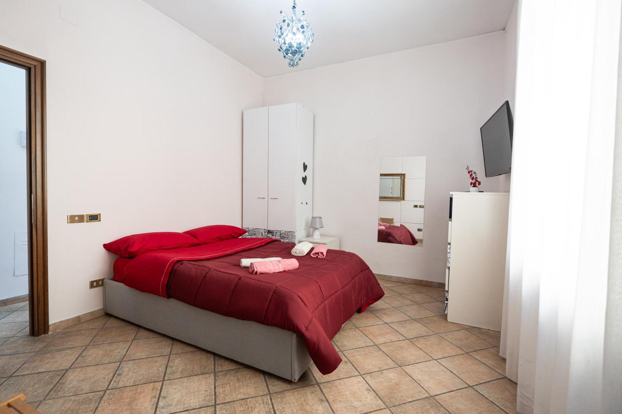 Alessandra- Comfort E Spazio A Naples