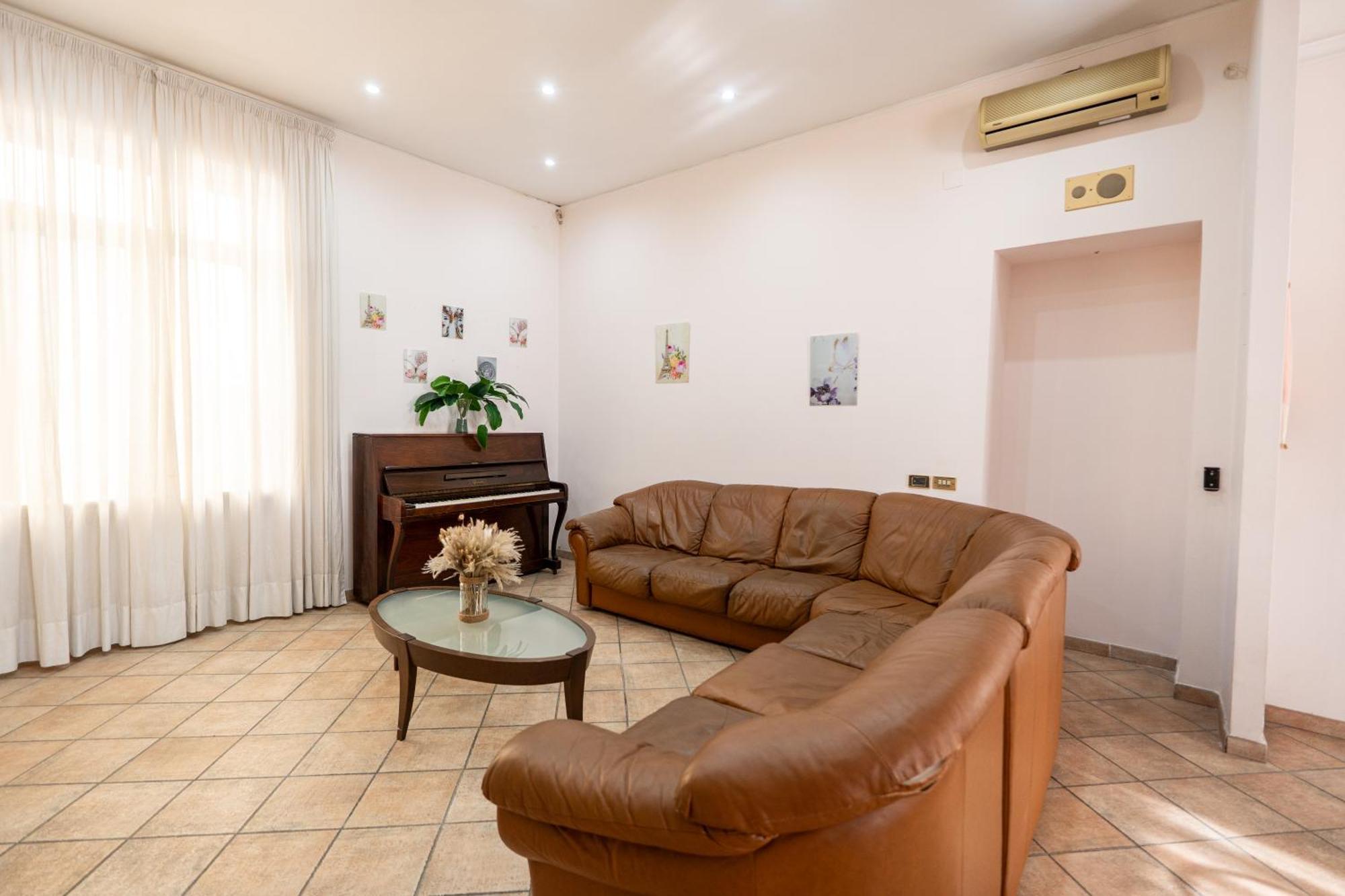 Holiday home Alessandra- Comfort E Spazio A Naples
